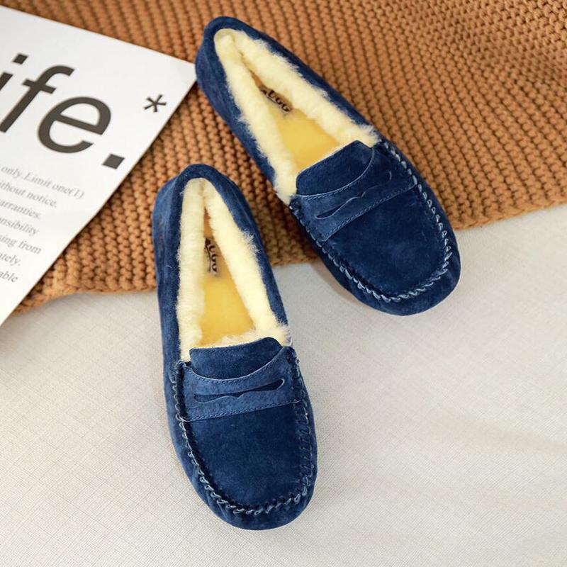 UGG Flats Moccasin - Image 23