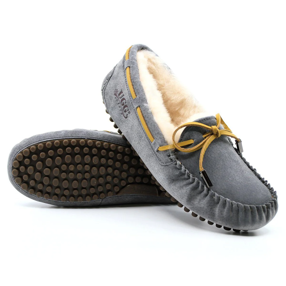 UGG Ozsnow Premium Moccasin - Image 18