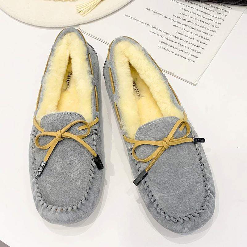 UGG Ozsnow Premium Moccasin - Image 22
