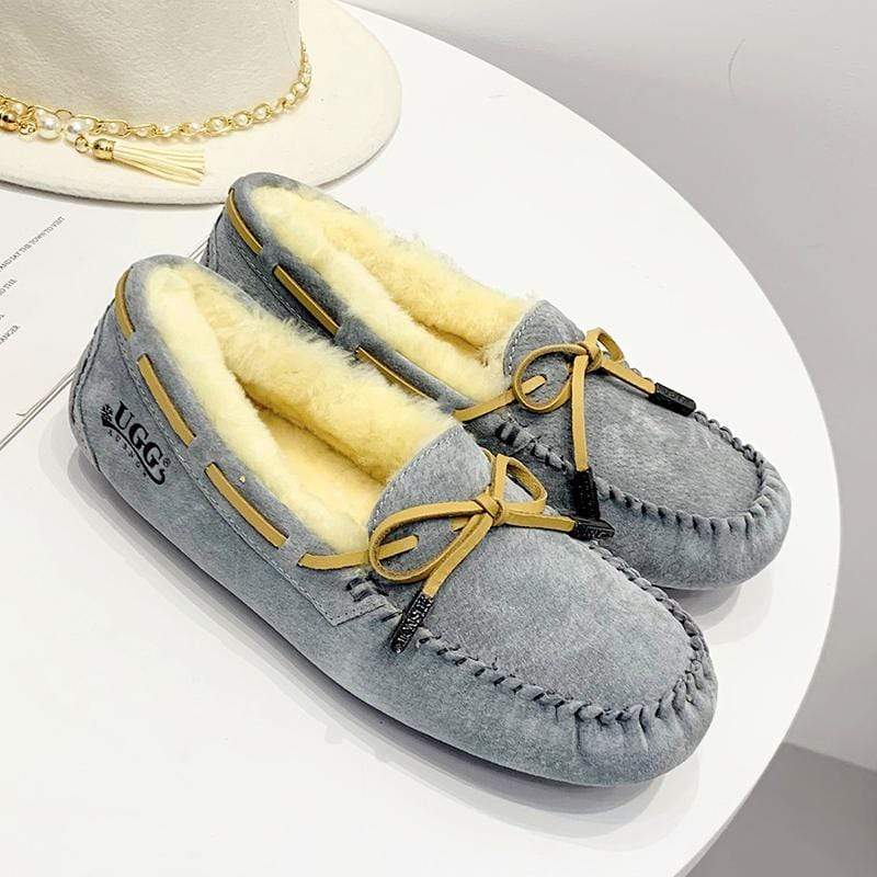 UGG Ozsnow Premium Moccasin - Image 28