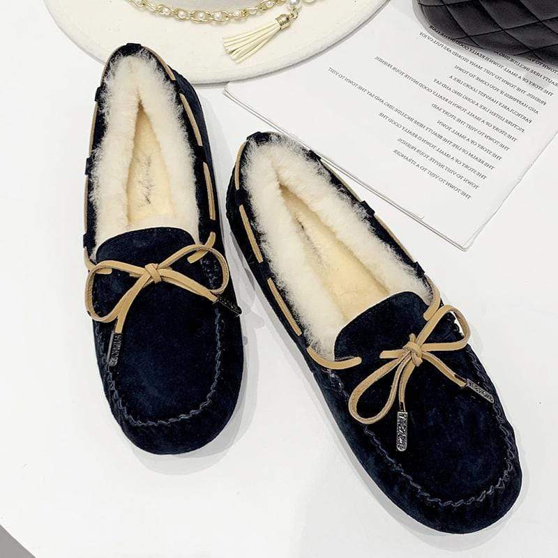 UGG Ozsnow Premium Moccasin - Image 37