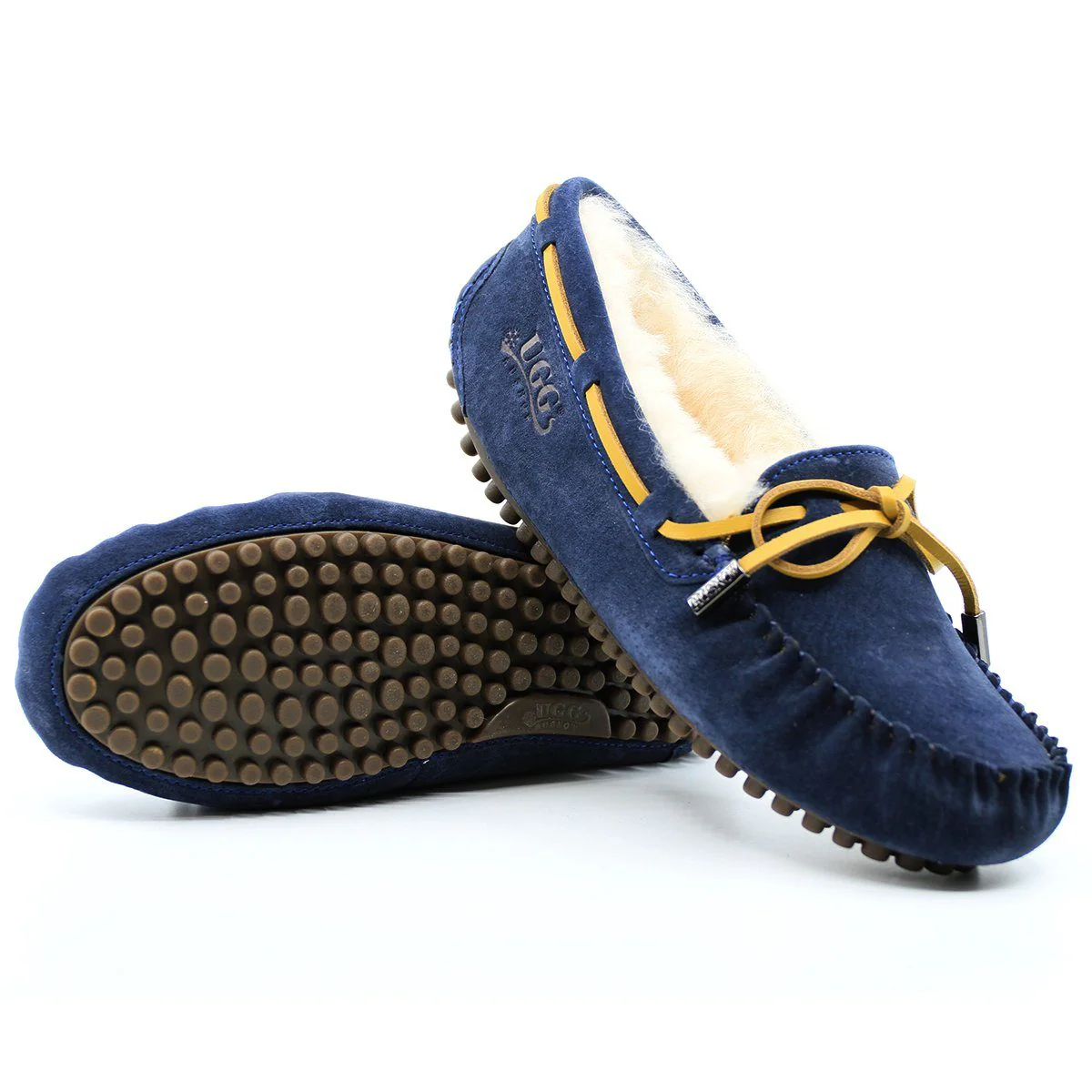 UGG Ozsnow Premium Moccasin - Image 39