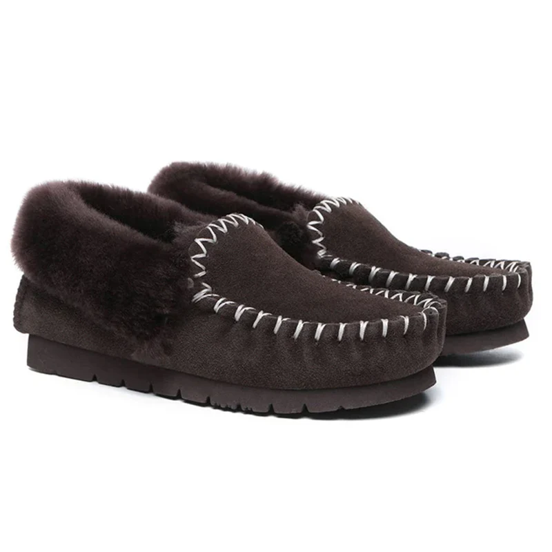 UGG Premium Traditional Moccasin - Image 36