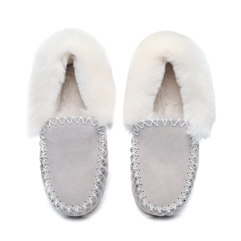UGG Premium Traditional Moccasin - Image 9